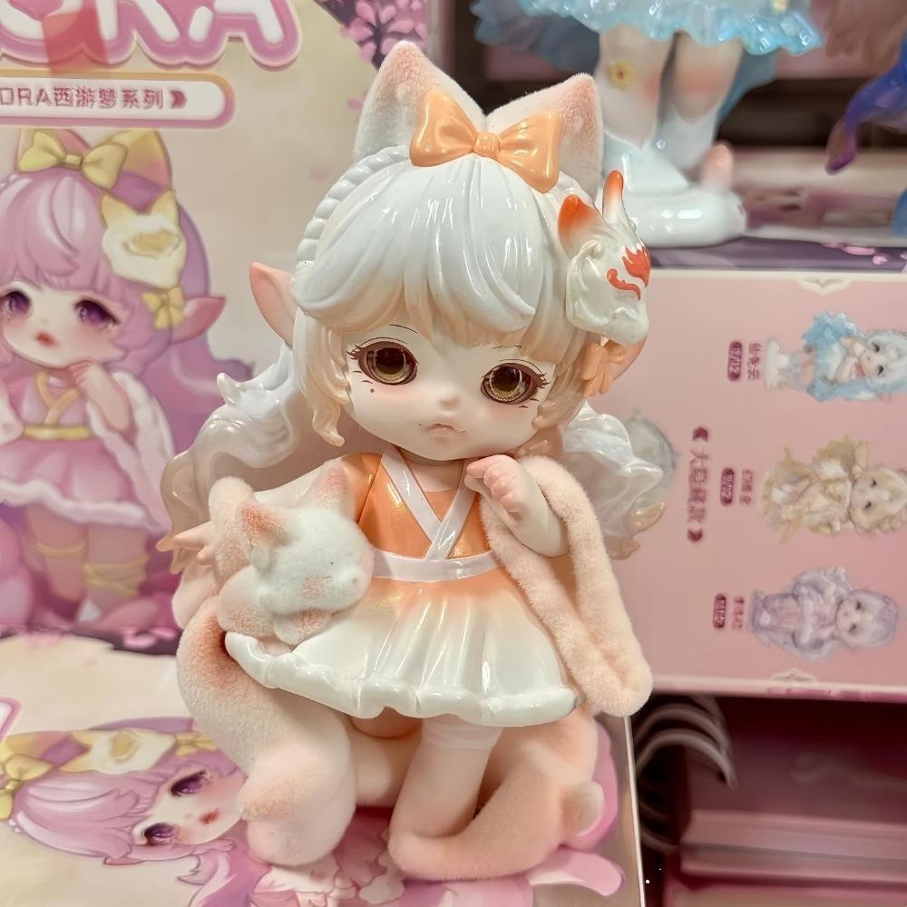 Raktáron Flora Utazás a Nyugathoz Álom Vakdoboz Eredeti Divatos Aranyos Babák Figurák Asztali Díszek Ajándékok Lányoknak