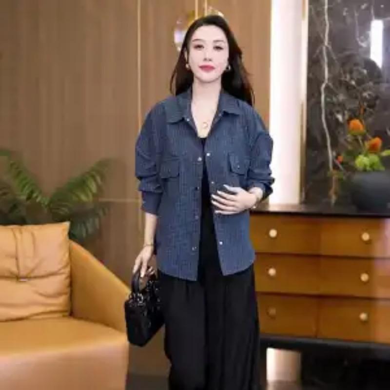 Early Autumn Tops for Women New  Design Loose Bat Shirt Long Sleeve Plaid Shirt Thin Jacket