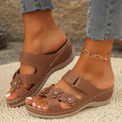 Moda 2024 Sapatos de liquidação para mulheres Chinelos femininos de bico aberto Verão Roma Flores Sólido Ao Ar Livre Casual Praia Chinelos confortáveis