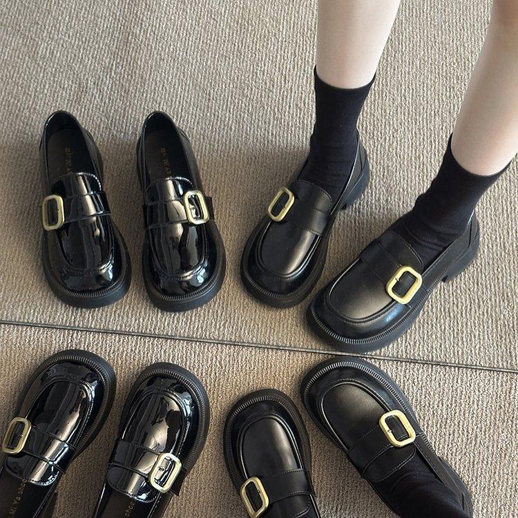 Platform loafers women's 2025 new spring and summer one-pedal flat-soled single shoes, college style explosion, British style small leather shoes