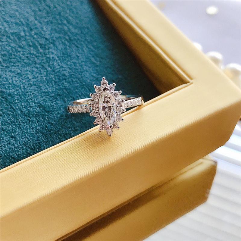 New Dainty Wedding Bands Female Finger Ring with Marquise Cubic Zirconia Gorgeous Low-key Women's Ring Party Trendy Jewelry