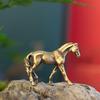 Starožitné mosazné figurky koní s dlouhým ocasem Miniatury Feng Shui Ornamenty Měď Zodiac Zvířata Mini Desktop Dekorace Řemesla