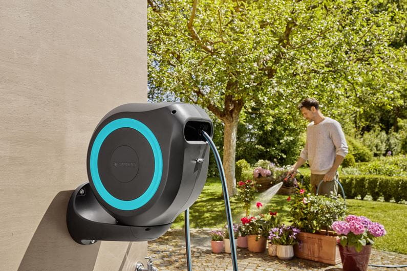 Classic Wall-Mounted Rollup Reel M, Set 20 Lm Hose - Hg-18610-20