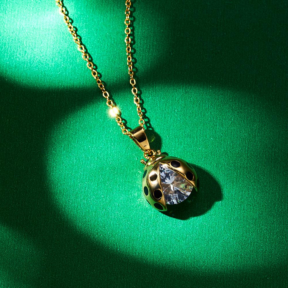 New Fashion Silver Color Pendant Ladybug Charm Necklaces Cute Insect Ladybird Animal Jewelry Rhinestone Lovely Necklace Gifts