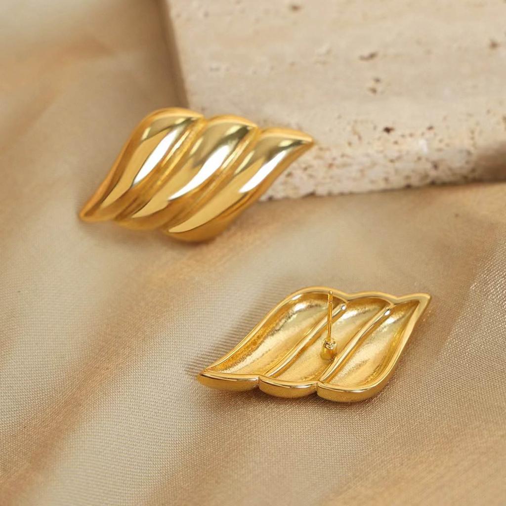 Chic Geometric Earrings Chic Diamond Shaped Ear Accessory Individualized Ear Studs Earrings Adornment for Fashion Lovers