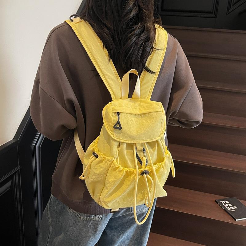 Niche Korean drawstring backpack women's 2025 new leisure student travel small backpack lightweight outdoor mountaineering bag