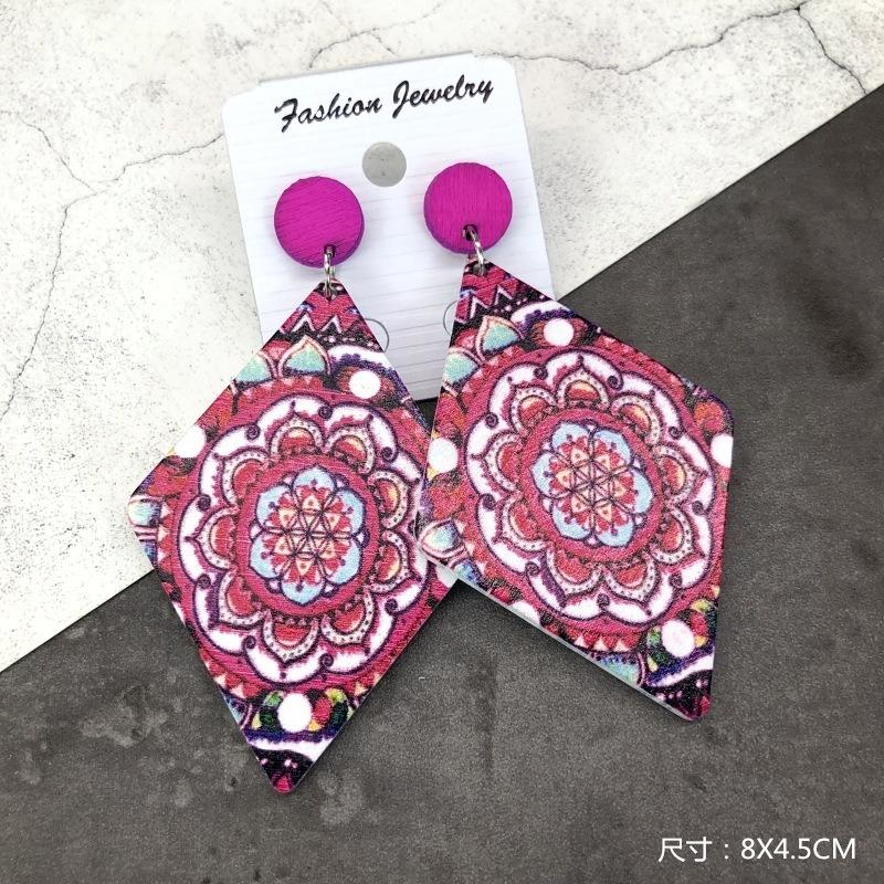 Bohemian Wood Earrings Women's Personality Exaggerated Print Flower Stud Earrings Vacation Versatile Temperament Earrings