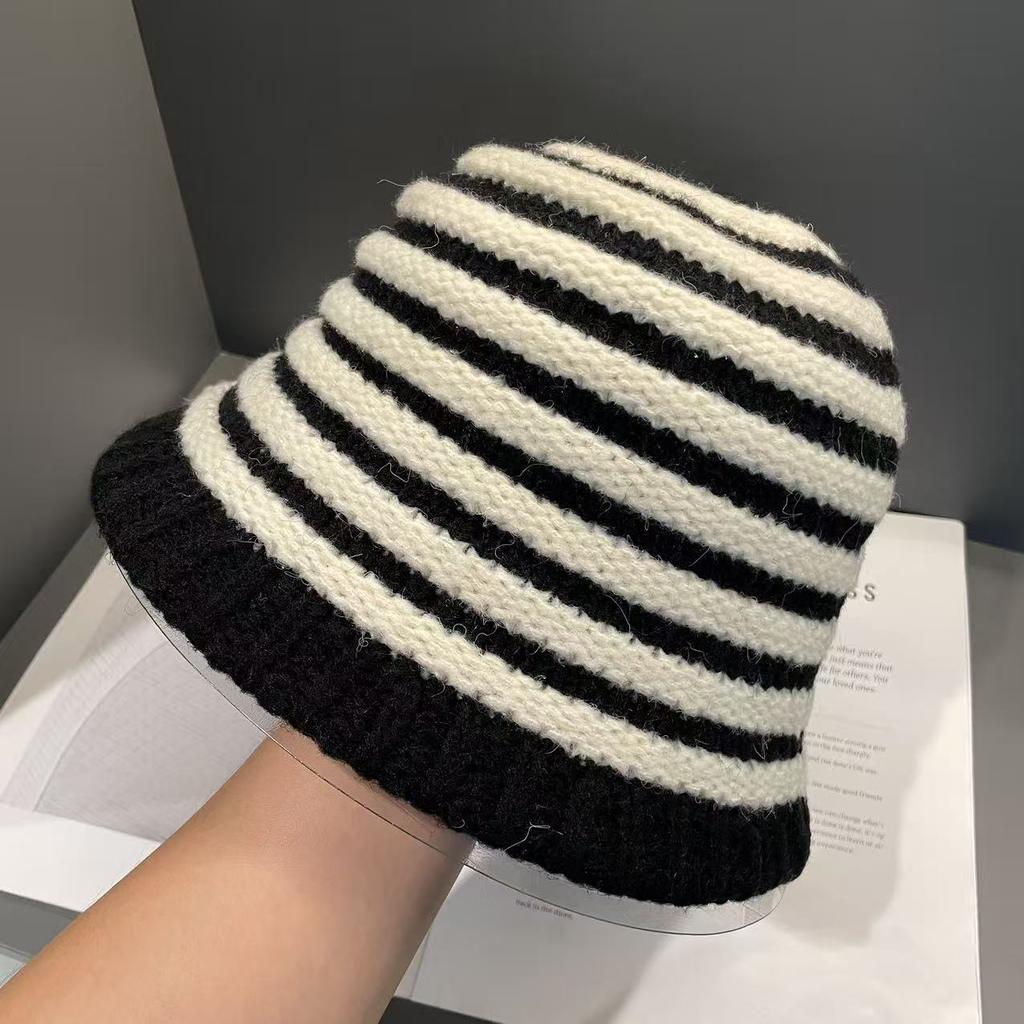Koreanischer Stil Retro Gestreifte Gestrickte Fischerhut für Damen im Herbst und Winter Vielseitig Gesichtsfreundlich Kleines Temperament Warmer Wolliger Eimerhut