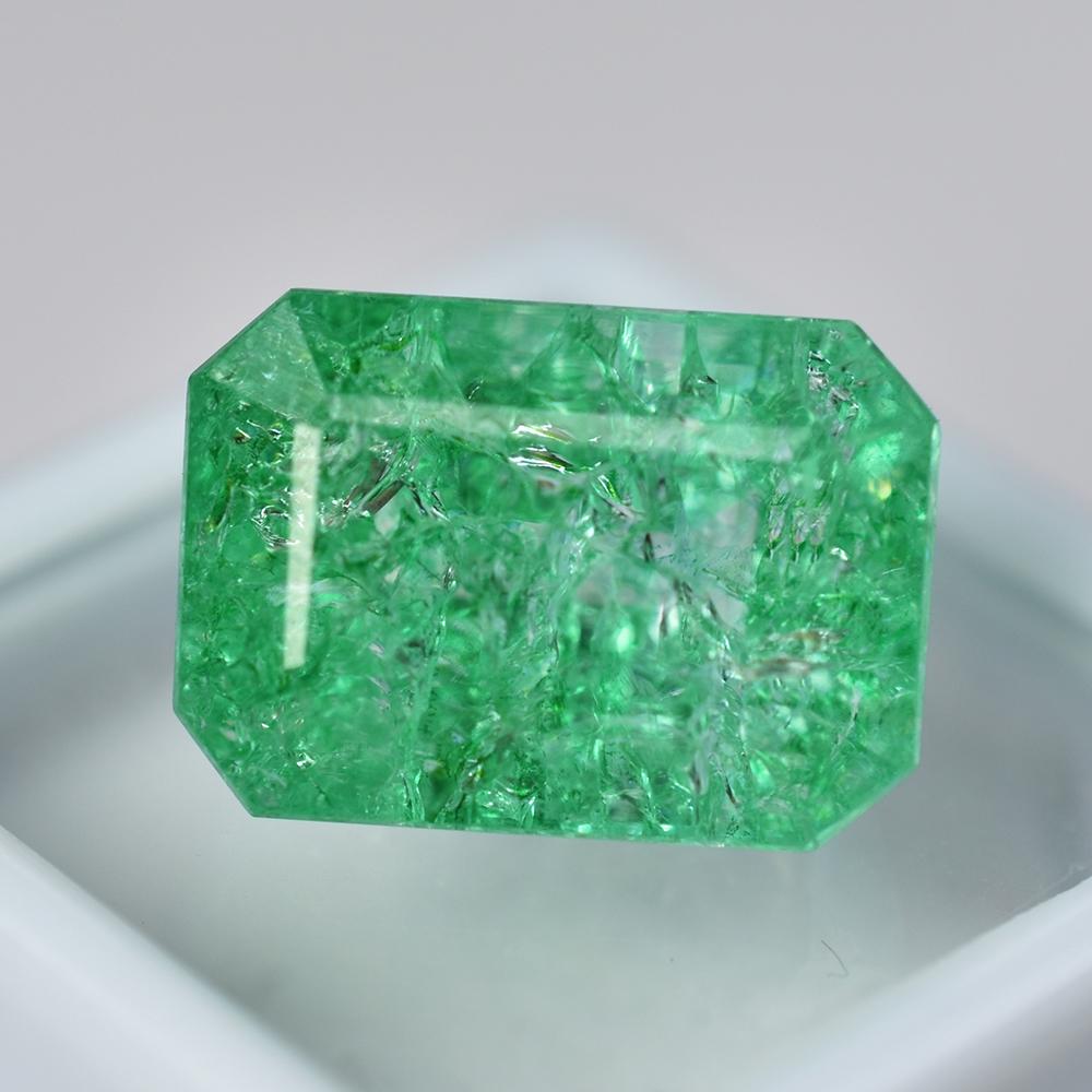 Natural Green Emerald Loose Gemstone 18.90 ct Emerald Cut for Jewelry Making and Gem Collections