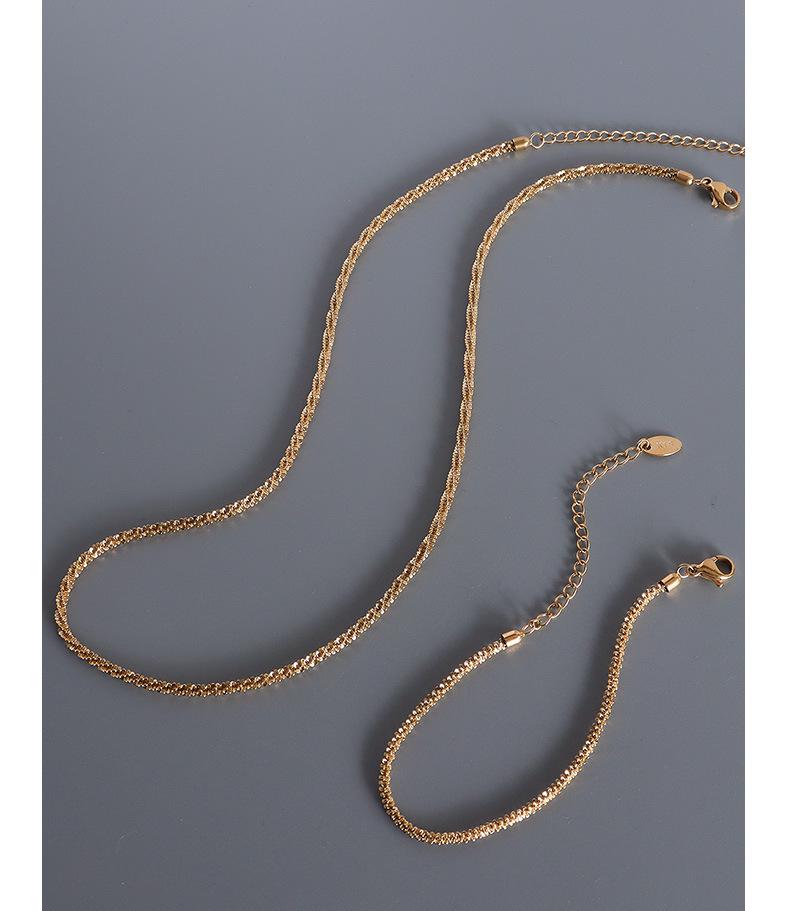 Gypsophila Jewelry Set: Gold-Plated Titanium Steel Chain Bracelet & Chinese Style Necklace for Women