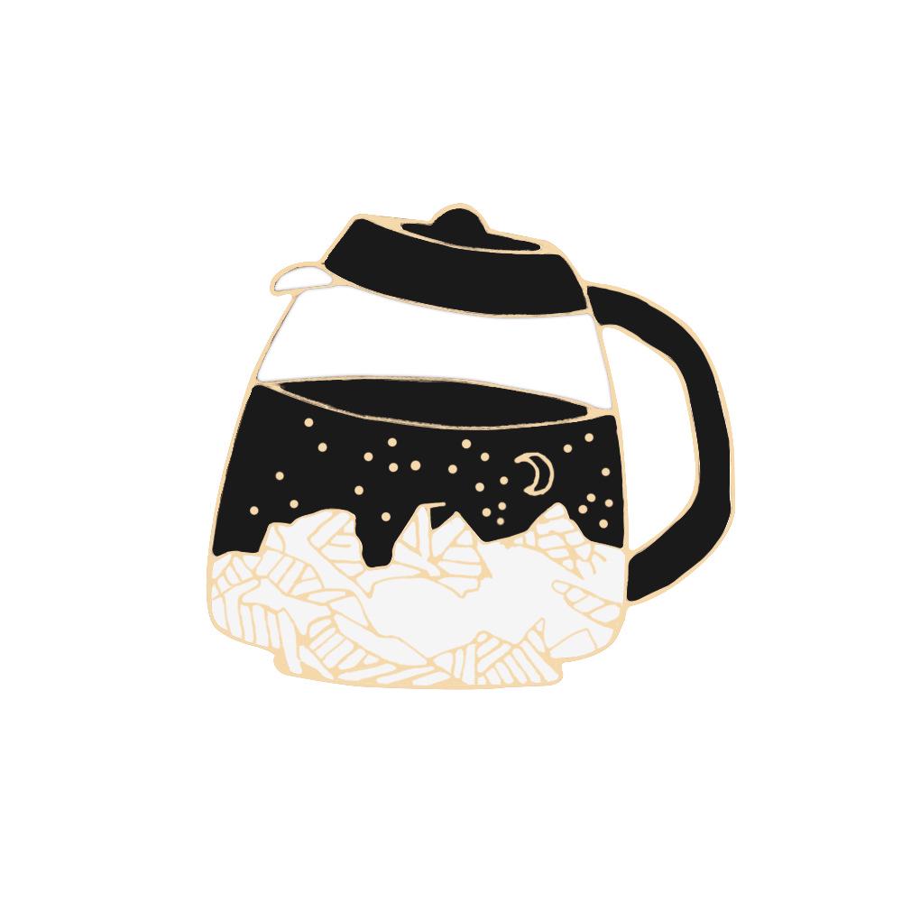 Cartoon Starry Sky Bottle Brooch: Alloy Badge for Bags & Clothes