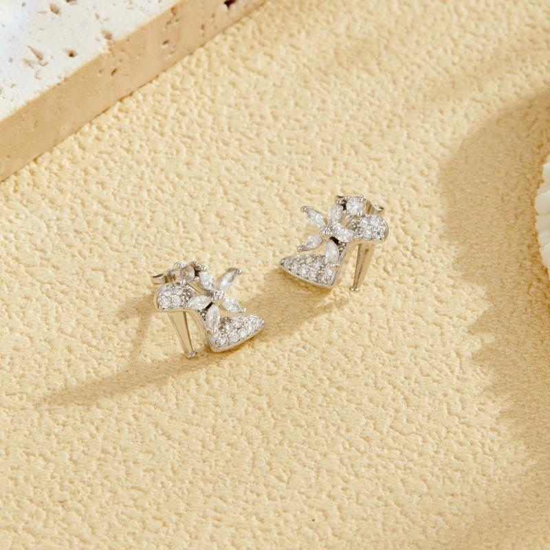 New Fashion Shiny Zirconia Inlaid Rose-shaped Stud Earrings Women's Trend Luxury Copper Earrings Birthday Party Jewellery Gifts