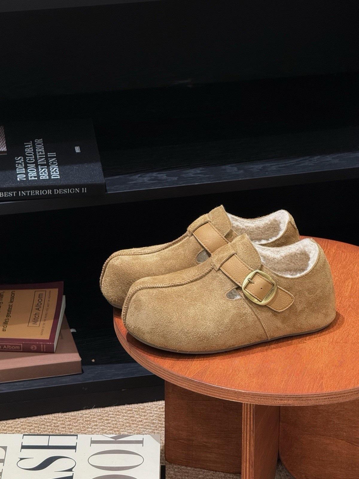 

Autumn and winter Birkenstocks retro inner heightening thick sole velvet thickening lazy one-pedal bag head shoes 40 верблюд