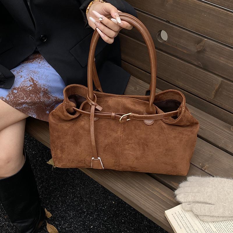 Suede Bag Women's Large Capacity 2025 New Autumn and Winter Versatile Retro Shoulder Underarm Bag Pleated Tote Bag