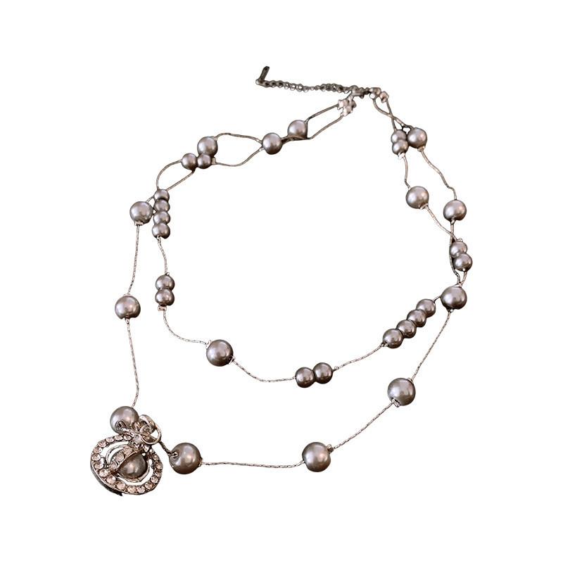 Geometric Pearl Pendant Necklace For Women With Handcrafted Faux Pearl Material And Stylish Appeal