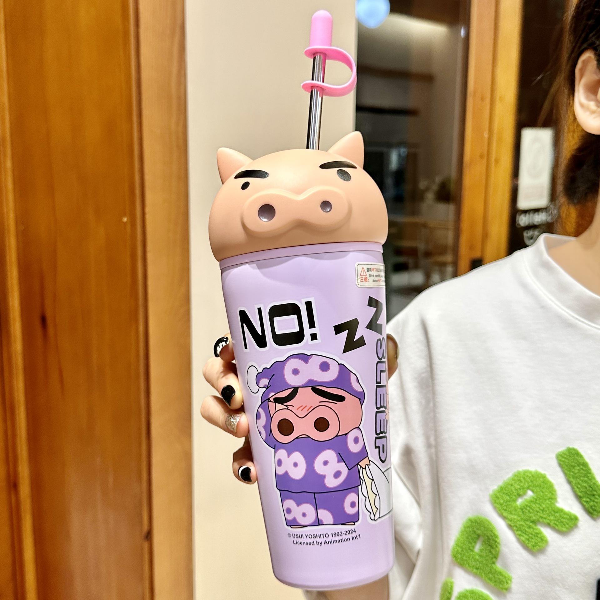 

Crayon Small New Water Cup New Thermos Flask Cup Female Fashionable Top Students Go To School Special Straw Mug Birthday Gift 600ml