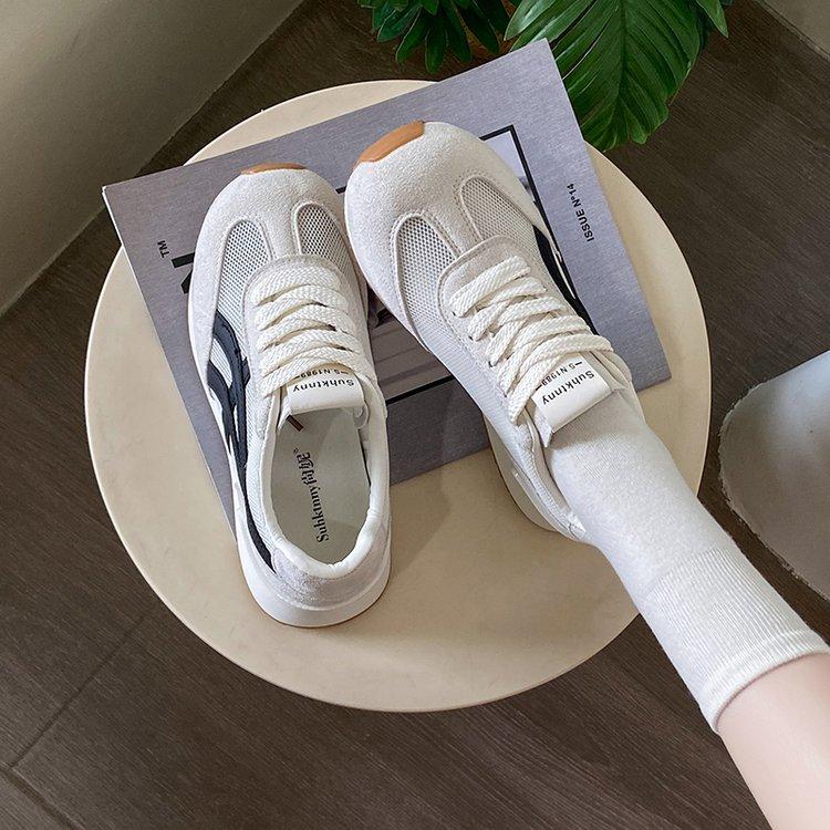 

Сетчатые спортивные и повседневные немецкие тренировочные кроссовки 2025 новая корейская версия в цветовой гамме обуви Форреста Гампа удобные и универсальные спортивные и повседневные 40 бежевый