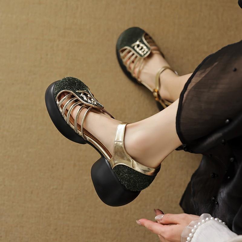 Stepping on shit feeling Baotou platform sandals women's 2025 new summer hollow pig cage shoes French thick heel high heels