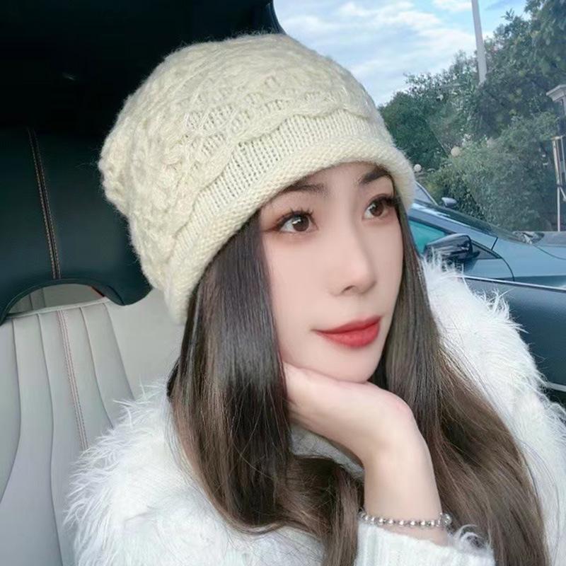 

Вязаная крючком шапка ручной работы, универсальная для женщин осенью и зимой, теплая и мягкая шапка-пуловер, двухслойная вязаная шерстяная повязка на голову, шляпа с нагромождением