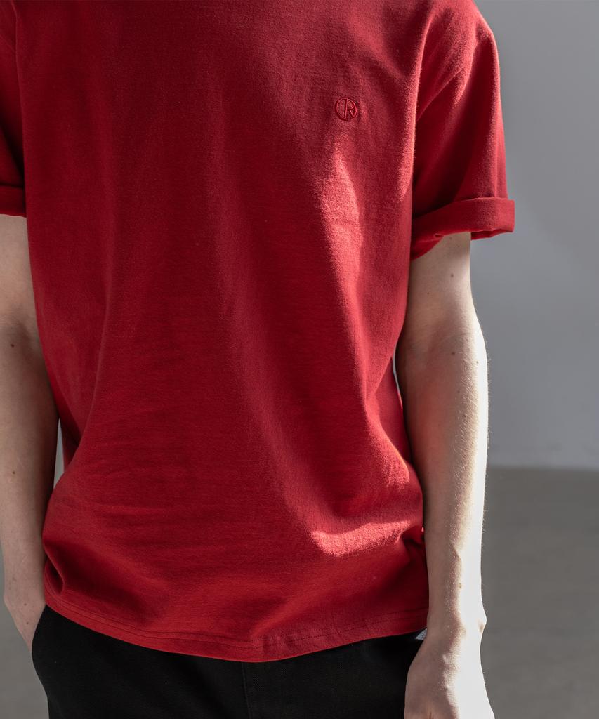 Dekkoloso Unisex Essential Regular Fit Logo Embroidered Short Sleeve T-Shirt [Deep Red]