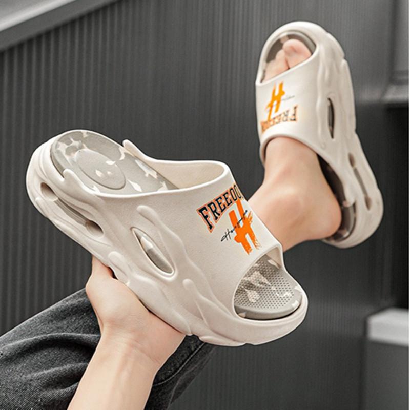 2024 Ny Het Extra Tjock Sula Herrtofflor Mode Sommarskor Utomhussandaler Strandtofflor EVA Mjuka Innetofflor För Kvinnor