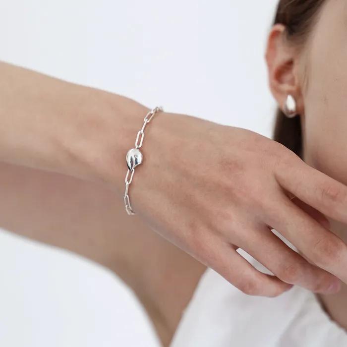 MUTE BRACELET 01