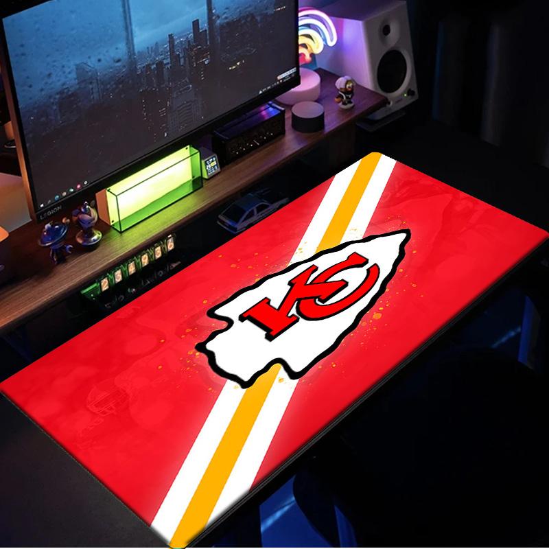 Kansas City Chiefs Logo Mauspade, Gummibasis, Esports Schreibtischmatte, Mauspade für Gamer und Bürogebrauch, Gaming Schreibtisch, leicht zu reinigende Matte