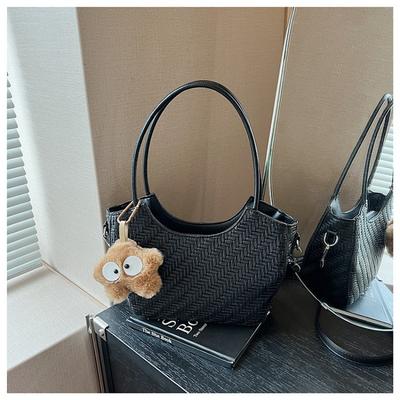 Large-capacity Vegetable Basket Bag Women's Summer New Messenger Woven Bag Textured Portable Commuter Tote Bag