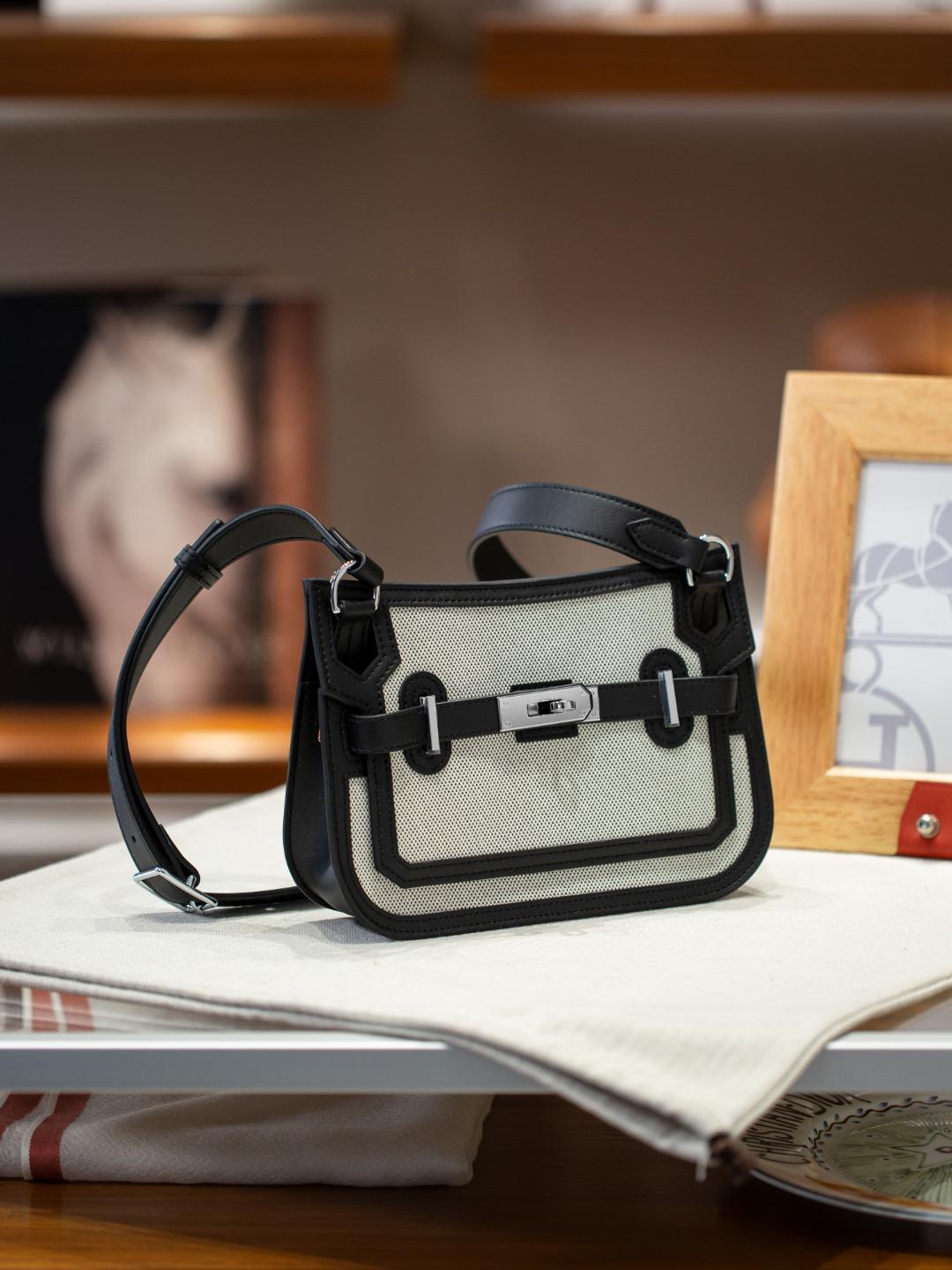 

Cartier Jypsiere Застібка Декоративна Коров яча Шкіра Однотонна Шкіряна Сумка-Тоут Через Плече Буде Запущено Швидка Коров яча Шкіра Однотонна Шкіряна Сумка-Тоут Через Плече 23cm чорний