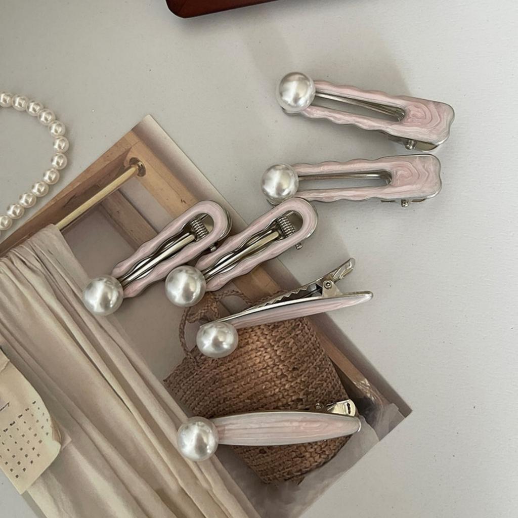 1PC Sea Salt Pink ~ Premium, Pearl, Metal Hair Clips, Women, Bangs Clips, Back of Head, Headpieces, Hair Accessories, Side Clips