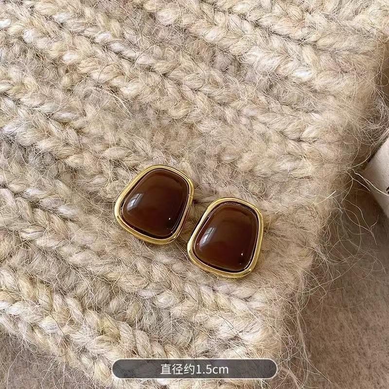 Vintage Coffee Enamel Earrings for Women Simple Exquisite Square Geometric Pattern New Style Jewelry Birthday Party Gifts