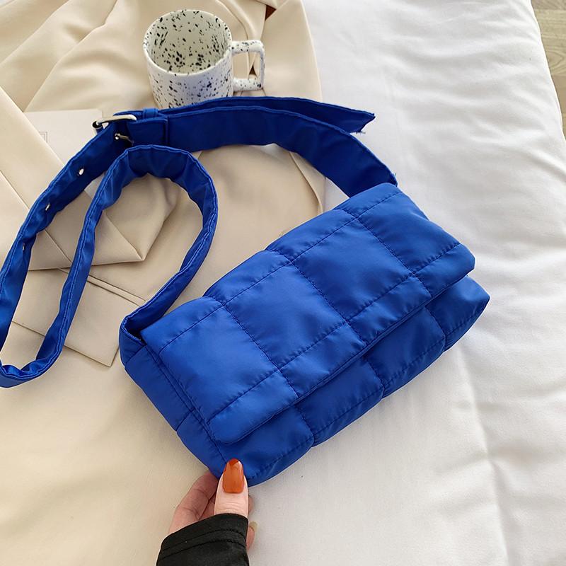 2025 New Ins Fashion Trend Internet Celebrity Solid Color Sponge Pillow Bag Nylon Shoulder Messenger Bag Space Cotton Bag