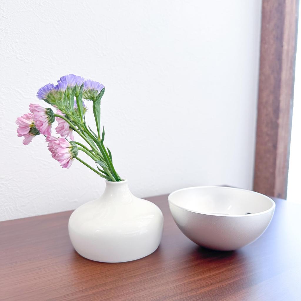Chering Modernes Buddhistisches Altar-Set 3-teiliges Set: Blumenvase, Räuchergefäß und Kerzenhalter  Messing, Edelstahl und Keramik  Passend für Einzel