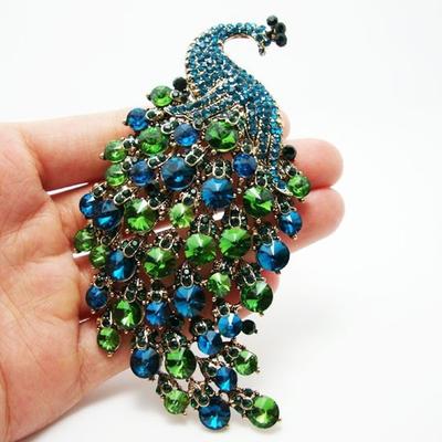 Rhinestones Peacock Brooches for Women\'s Luxury Clothing Accessories Elegant Banquet Wedding Jewelry Female Pin