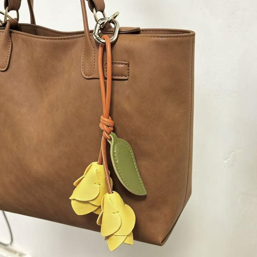 Cute Hanger Pu Leather Tulip Pendant Fashion Colorful Pu Flower Keychain Creative Bag Decoration Bag Accessory