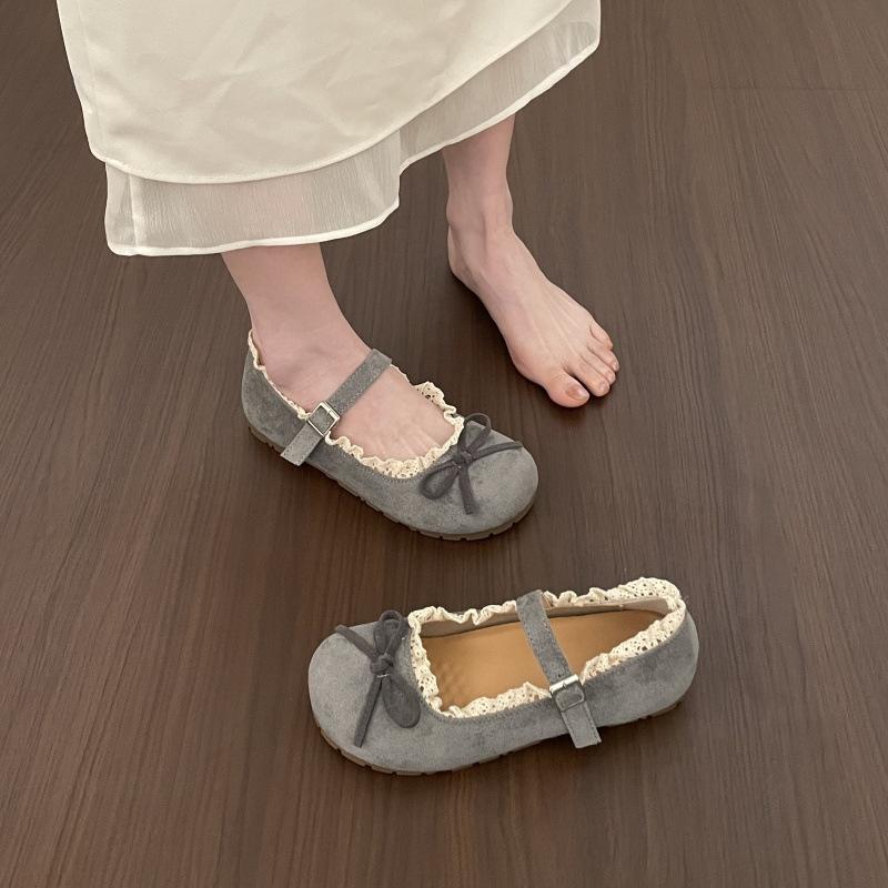 

Туфли Мэри Джейн на толстом каблуке, универсальные, из маленькой кожи, с бантом и увеличением высоты юбки, с мелким вырезом, одинарные туфли, новые модели лета и осени 2025 года 35 серый