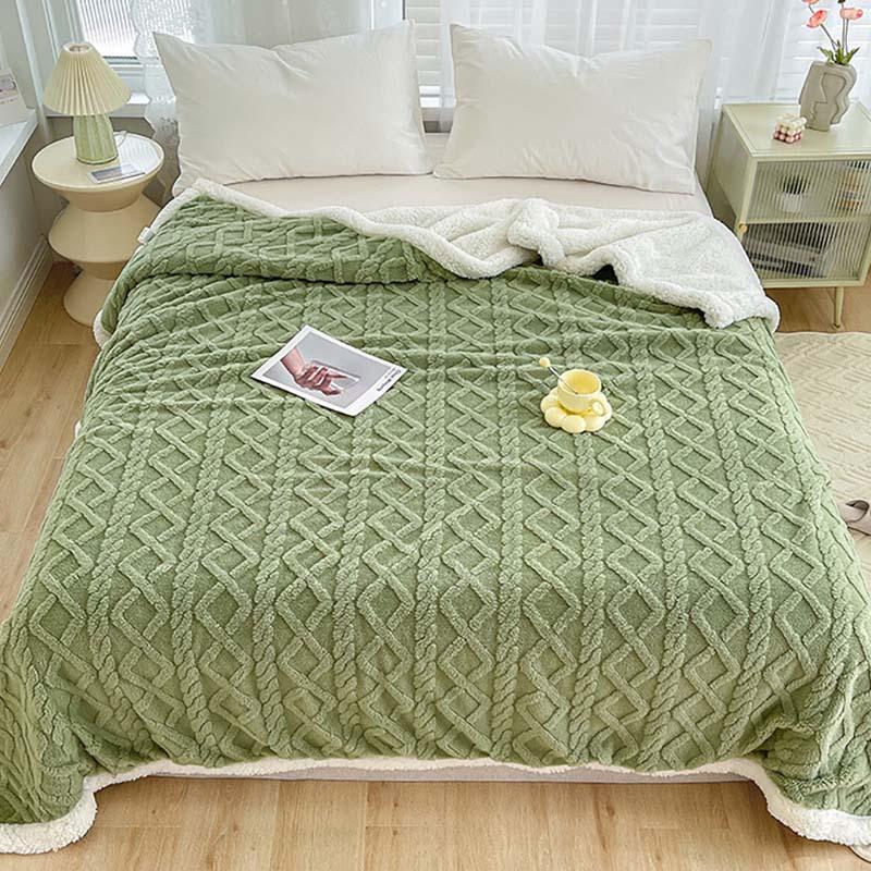 New Cover Blanket Office Shawl Air Conditioning Small Blanket Thickened Coral Velvet Flannel Lamb Wool Blanket Nap Sofa