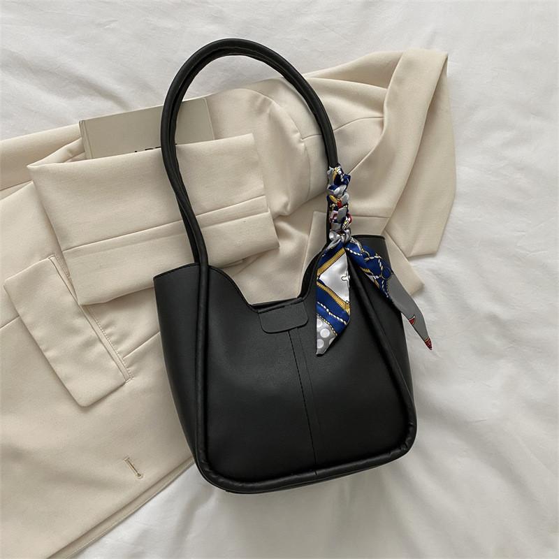 Fashionable Large Capacity Women's Bag Autumn New Fashion Simple Generous Shoulder Tote Commuter Bag Women