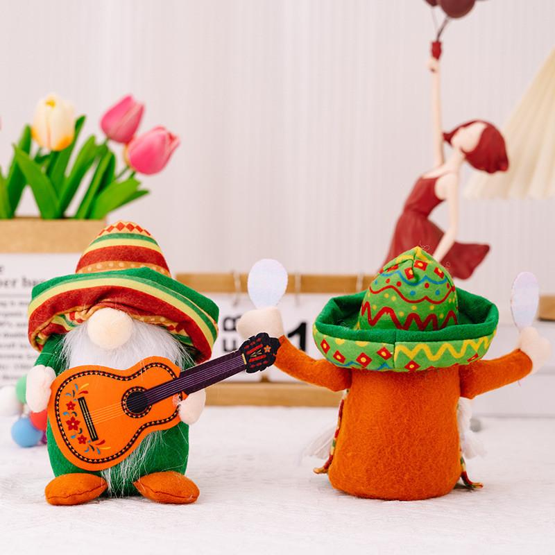 Festive Gnome Figurine Unique Music Creative Faceless Gnome Decoration For Party Fun