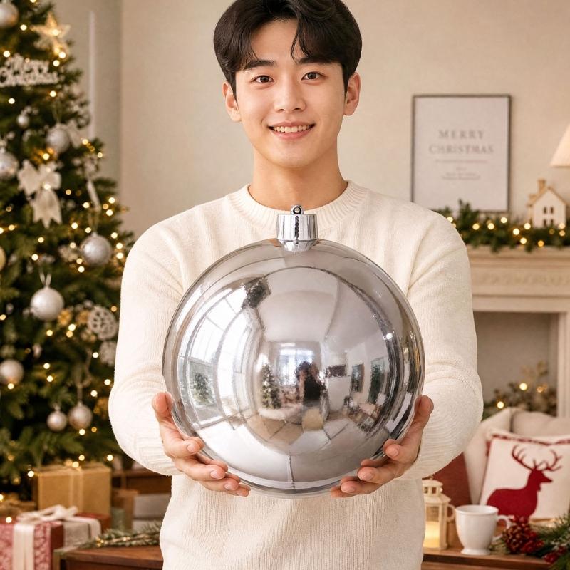 Oversized Silver Reflective Christmas Decors Ball Portable Plastic Hanging Ornament For Christmas And Parties