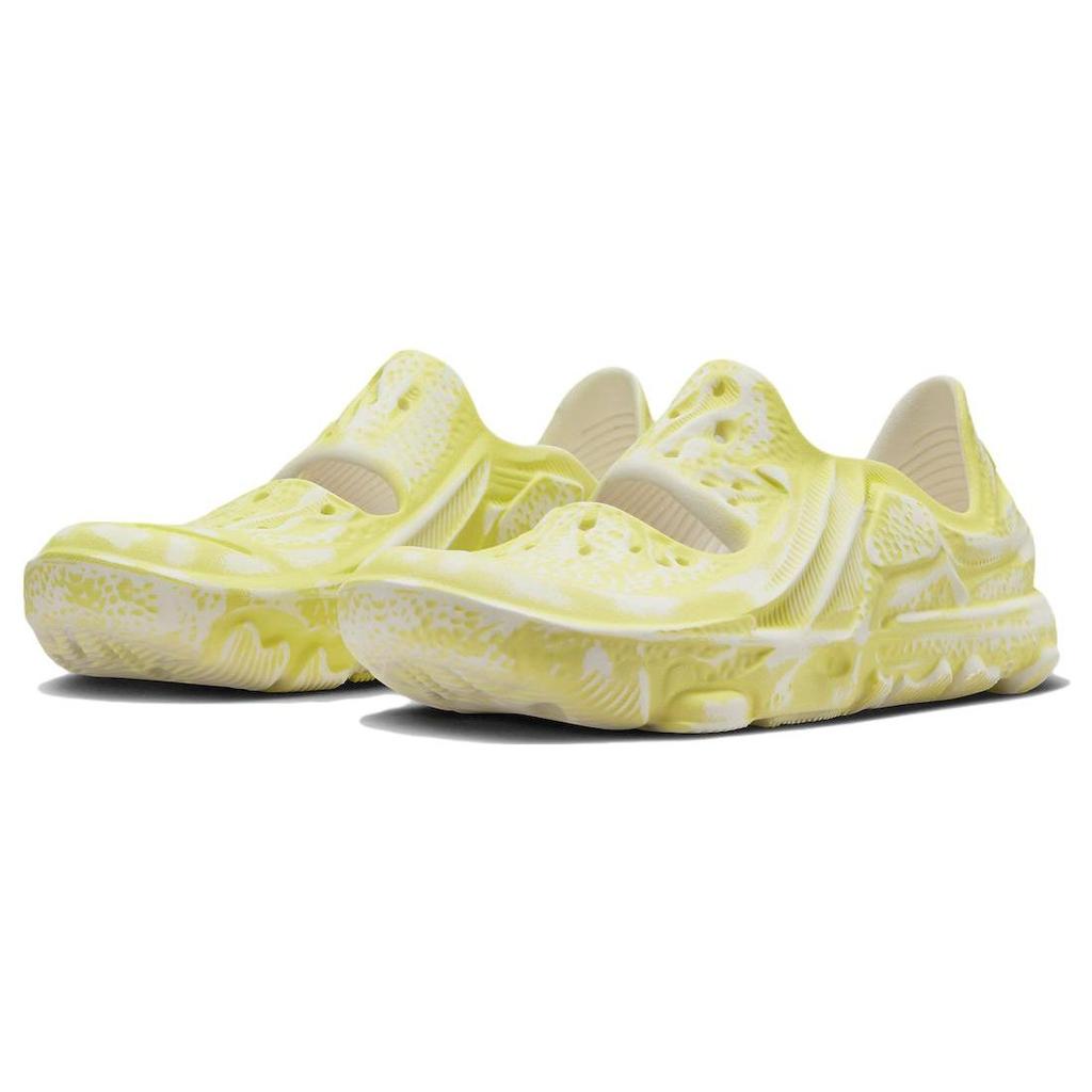 Nike ISPA Universal Natural Yellow Unisex Sneakers DM0886-102