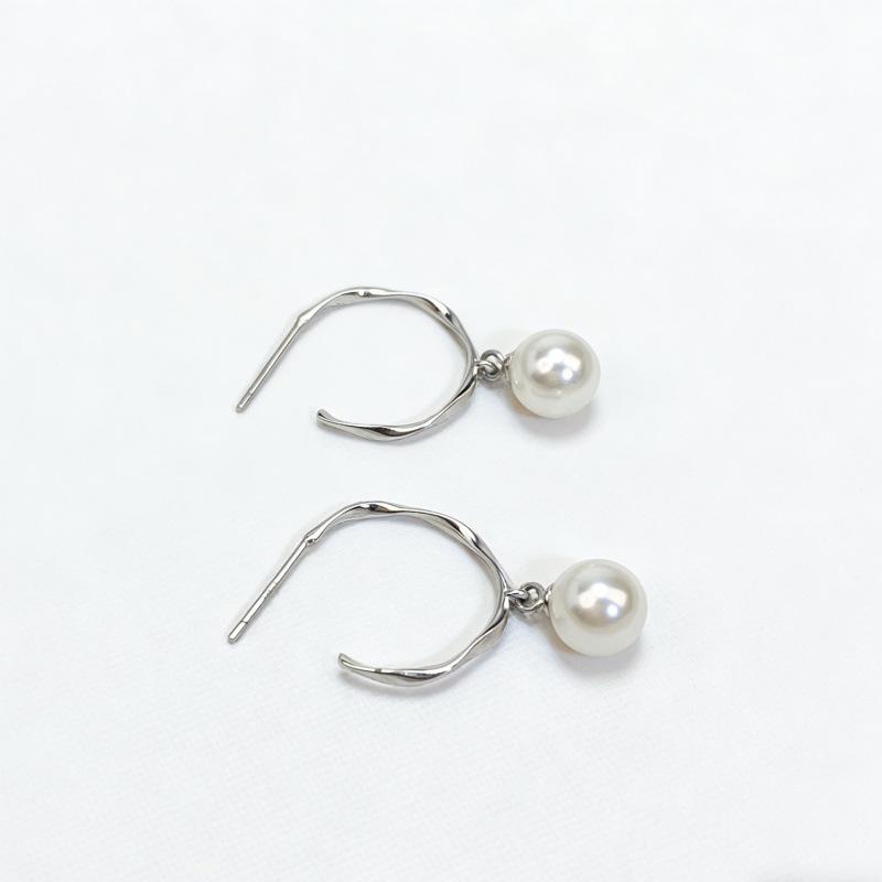 S925 Sterling Silver Pearl Dangle Earrings - Elegant, Lightweight, and Fashionable