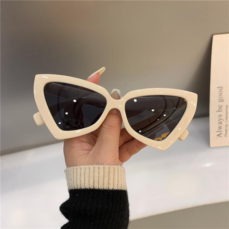 Fashion Cat Eye Sunglasses Women Luxury Designer Vintage Anti Blue Retro Shades Eyewear Female Irregular