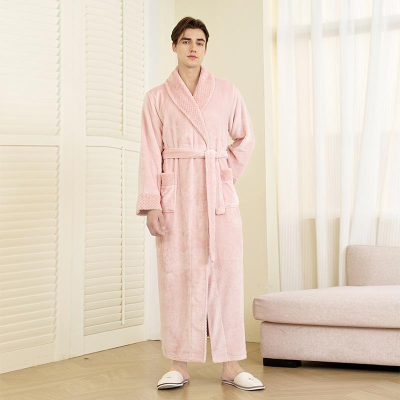 Men's Winter Shawl Collar Plush Fleece Bathrobe Soft Warm Long Sleeve Robe with Pockets Spa Robes for Men Comfortable Fluffy Homewear Sleepwear