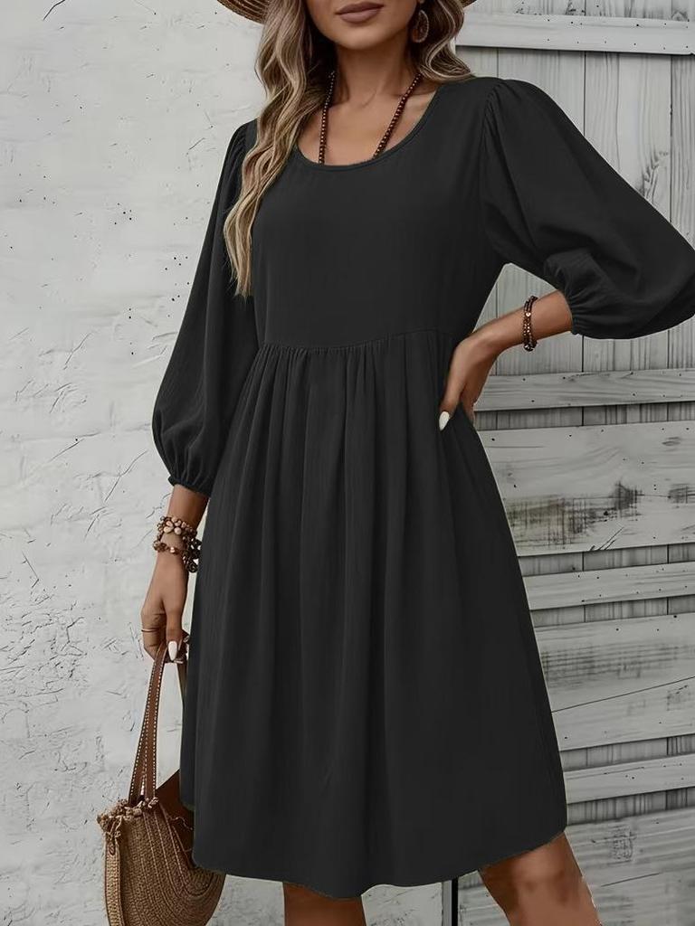 French Style Resort Dress: Spring/Summer 2026, Solid Color, Round Neck, Long Sleeve, Cotton-Polyester Mid-Length.