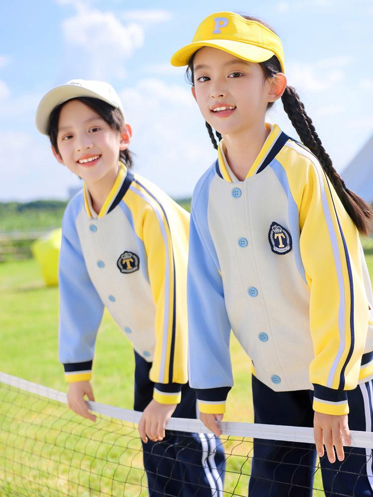 Frühlings- und Herbst-Kindergarten- und Grundschul-Sportuniform-Set