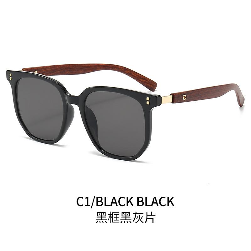 Tea-colored sunglasses for women, retro-style with faux wood grain frames, suitable for round faces, TR material, sun protection