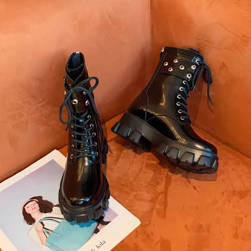 Star same ultra-light locomotive short boots women's platform Martin boots women's short white retro medium boots Chelsea boots