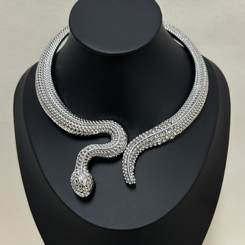 Tooxika Exaggerated Personality Diamond Encrusted Snake Opening Elastic Collar Fashion Temperament Necklace