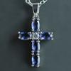 Elegante Blaue Stein Kreuz Anhänger Halskette für Frauen Religiöser Glaube Funkelnder Mittlerer Stein Schmuck Geschenk für Sie